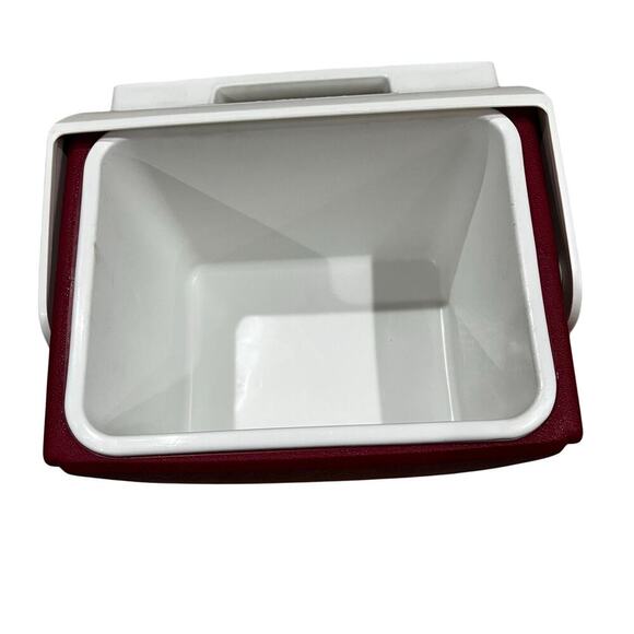 Vintage Igloo Mini Mate Red White Lunch Box Cooler - Picture 2 of 9